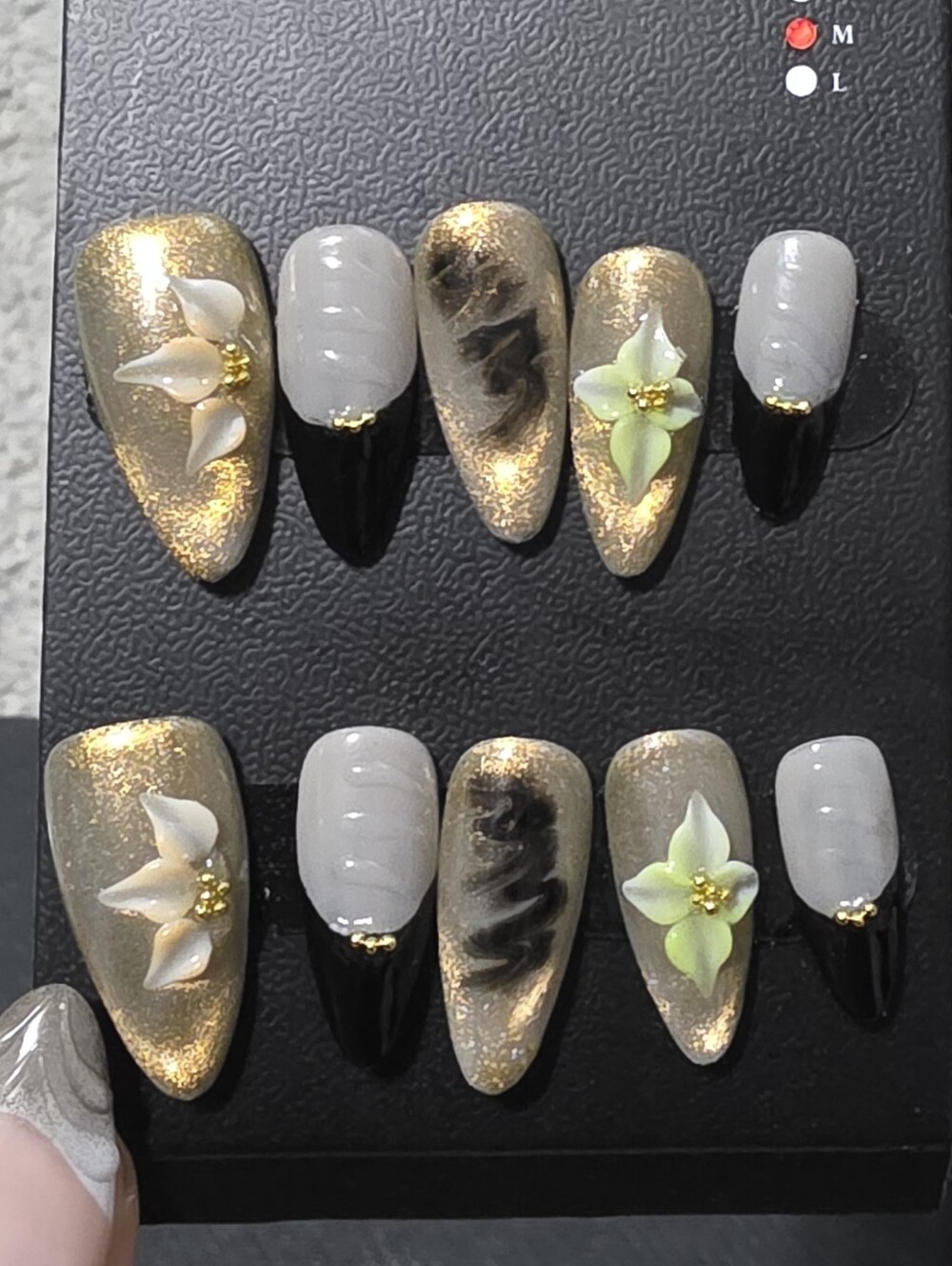 Handmade Gold & Black Floral Press-On Nails - Women Makeup